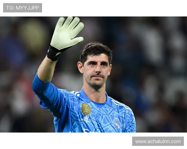 阿利松与库尔图瓦本赛季表现稳健,门将对决走势清晰 阿利松与库尔图瓦本赛季表现稳健,门将对决走势清晰